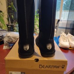 Bearpaw Boots Worn Once 