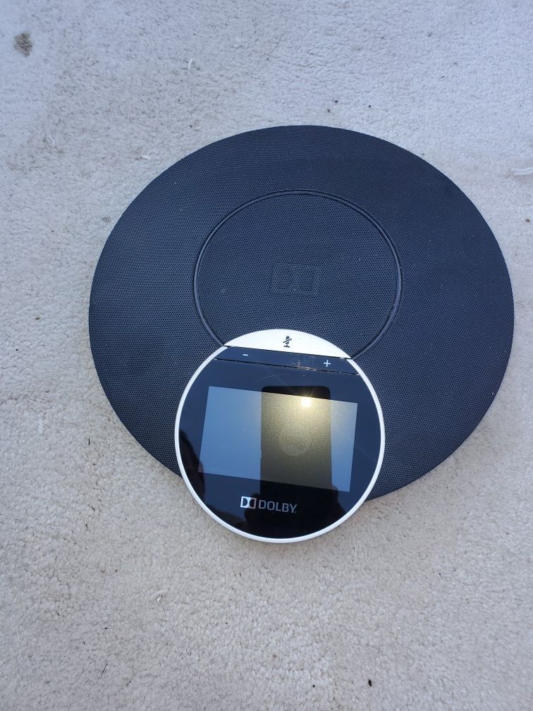 Dolby Conference Phone VCP 9000.