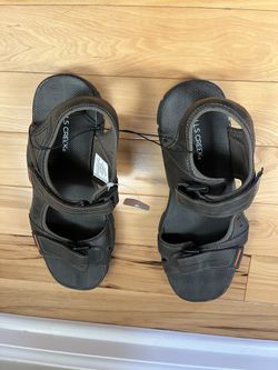 New: Men’s Strap Sandals Size 10
