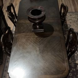 Diamond room table