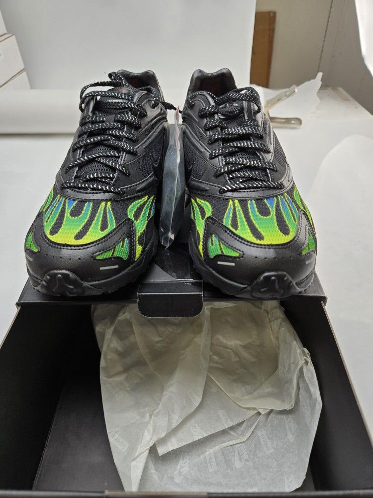 Nike Zoom Streak Spectrum Plus x Supreme Black Size 9.5