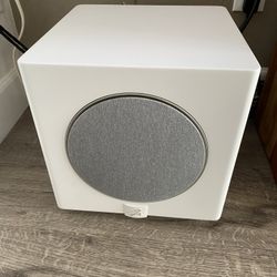 Martin Logan Abyss 8” Subwoofer 
