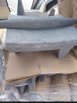 Metate de piedra volcanica