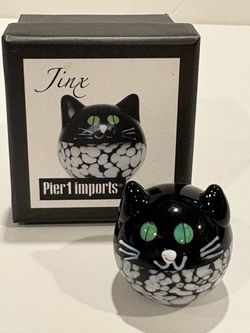 NEW Pier 1 Imports Jinx Black Cart Art Glass Mini Paperweight Figurine In Box 1.5” High