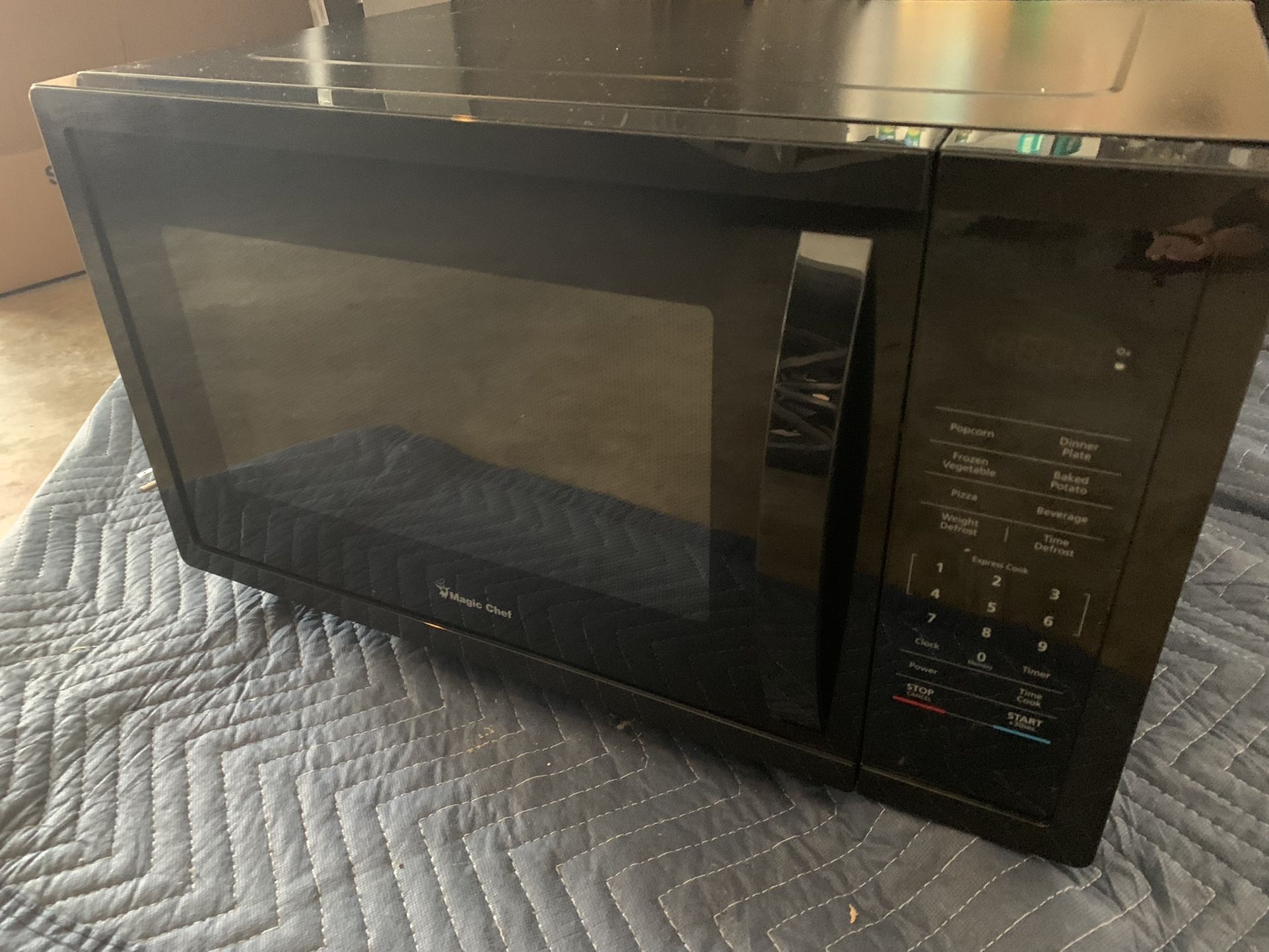 Large Magic Chef Microwave