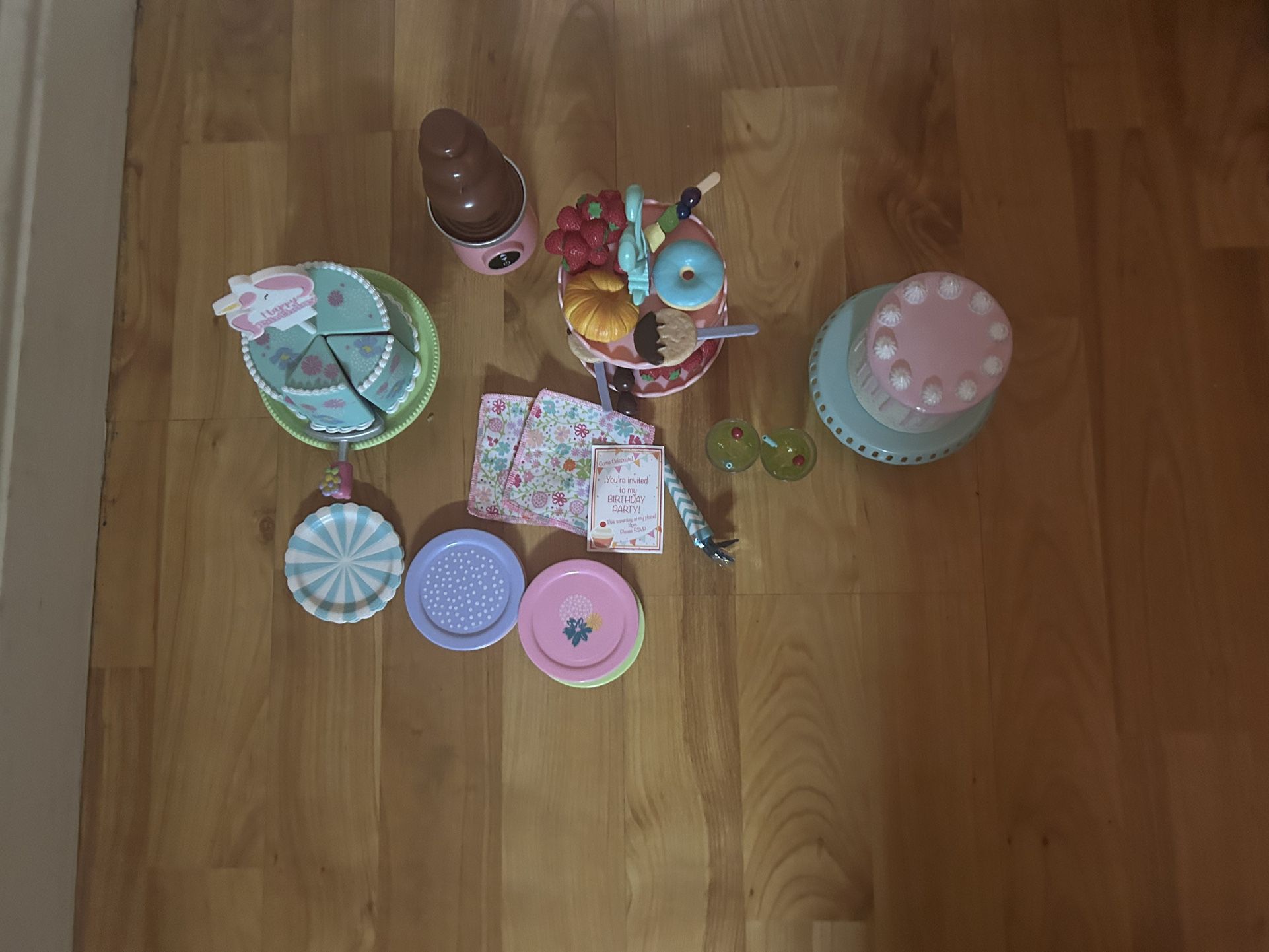 Birthday Party Doll Set 