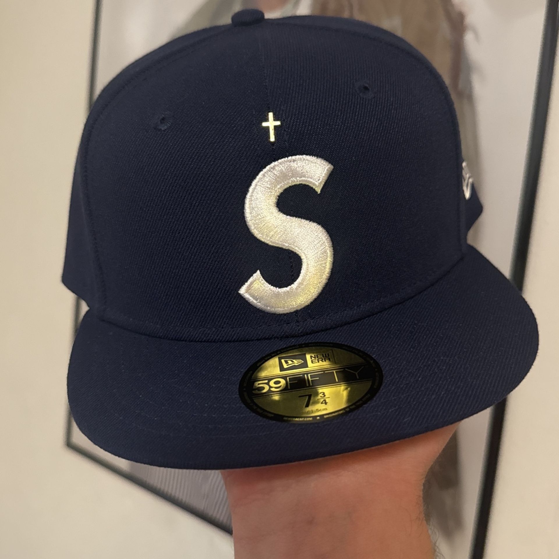 帽子 Supreme Gold Cross S Logo New Era \"Black Supreme Gold Cross S Logo New Era (SS24) - $54