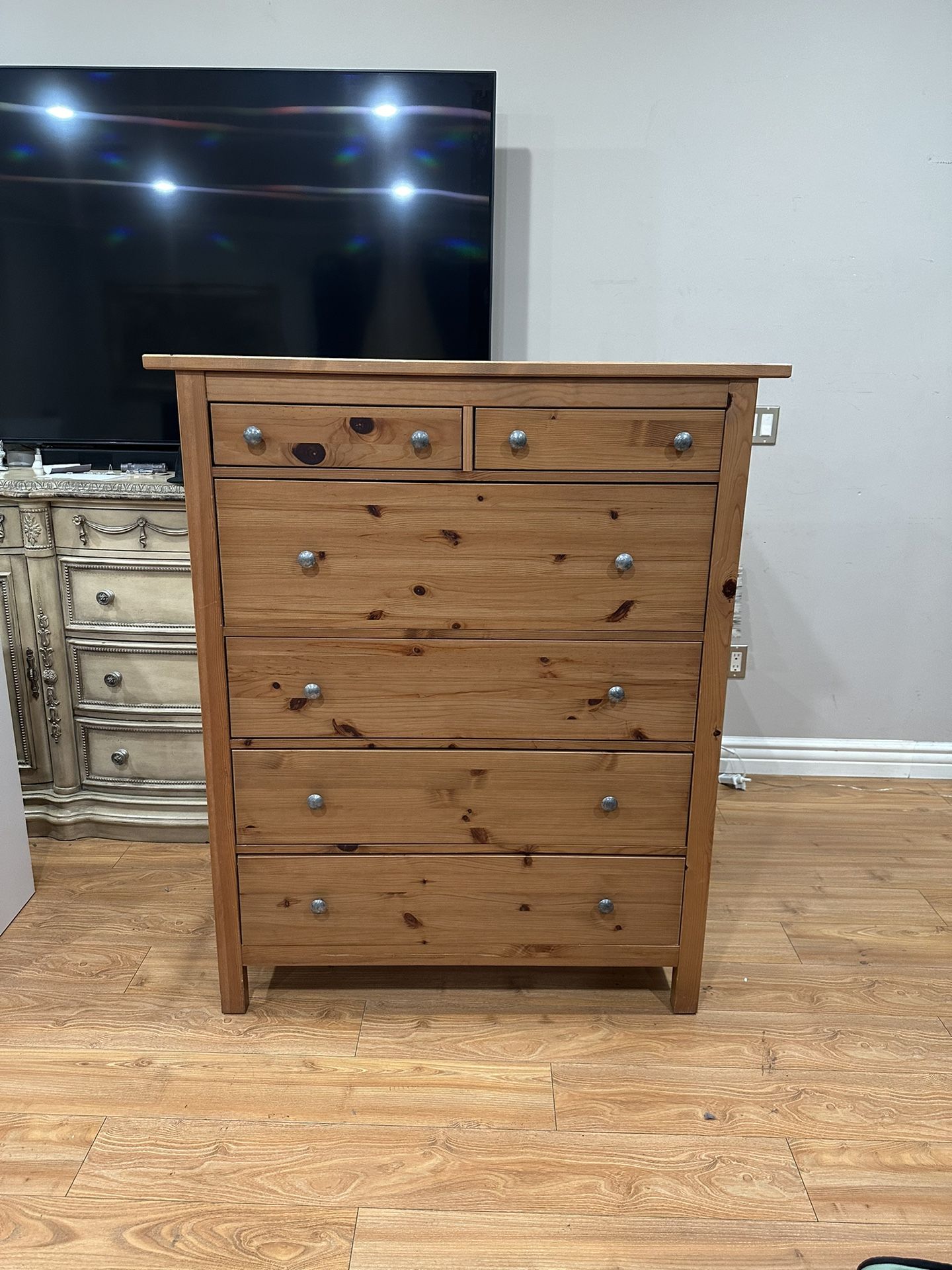 brown ikea dresser STOREMOLLA 8-drawer dresser, gray-brown stained, 673/8x195/8x357/8" you can coordinate with the wardrobe HEMNES 3-drawer dresser, black-brown, 421/2x373/4"