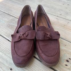 Lucky Brand Tamio Andora Loafers 9.5 Burgundy Red Flat Knot Bow Lug Sole Slip On 