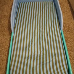 New Bluey TODDLER Bed w/ Graco Memory Foam Mattress & Accessories