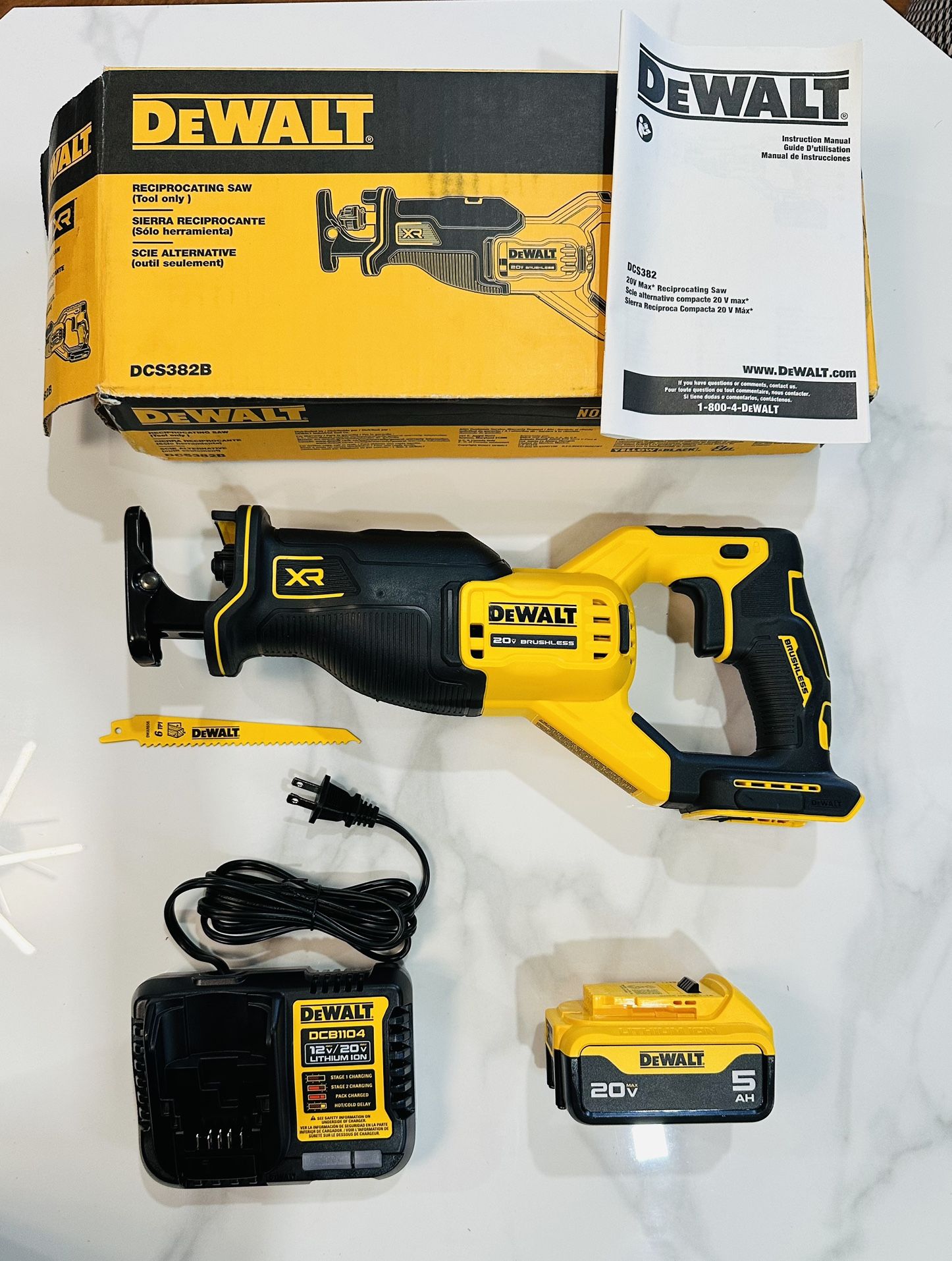 Dewalt 20V Saw Sall