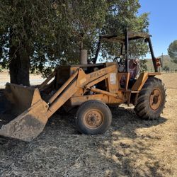 Tractor Case 480LL