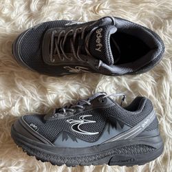 Men Shoes Size 11