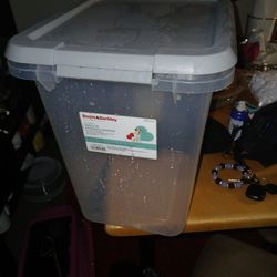 Med Size Dog  Container 
