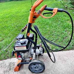 2500 GENERAC Pressure Washer 