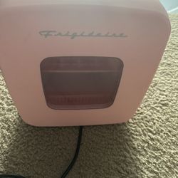 Frigidaire Mini Fridge