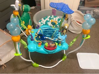 Nemo baby/ toddler play jump center