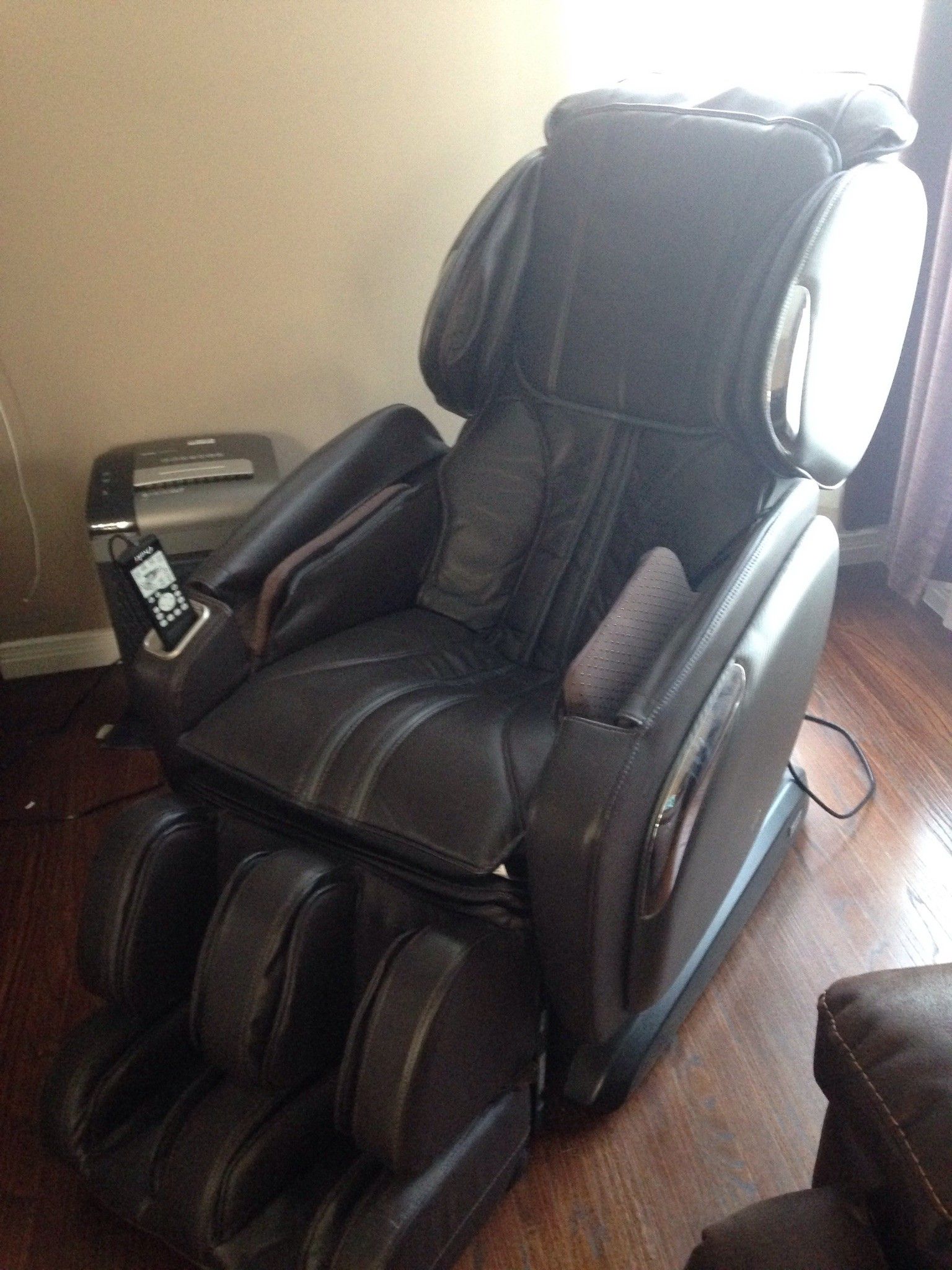 Osaki OS4000 Massage Chair for Sale in Glendora, CA OfferUp