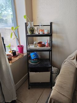 Foldable Metal Plant Shelf