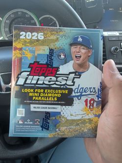 2026 Topps Finest Mega Box