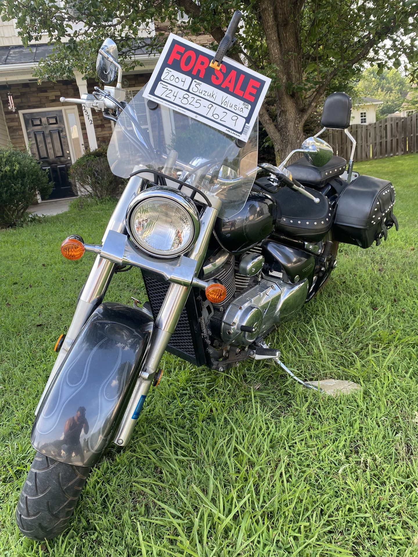 2004 Suzuki Intruder VL800 - $1,200
