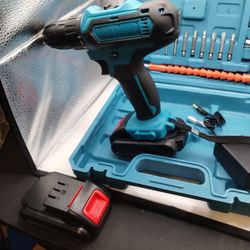 21 VOLT RECHARGEABLE DRILL WITH 2 BATTERIES 