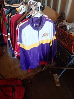 Nike sweatshirt