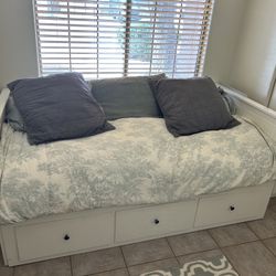 IKEA Hemnes Daybed Frame White With Two Asvang Foam Mattresses 