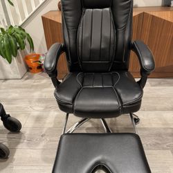 Super Comfy Office Chair $150
