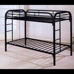 Metal bunk bed