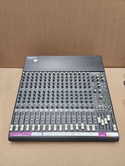 Mackie 1604-vlz pro.