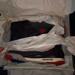 (Used) Rare Air 4 White Lettering, Size 11.5