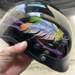 Women’s Motorcycle Helmet Medium 