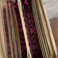 Purse And Wallet 
