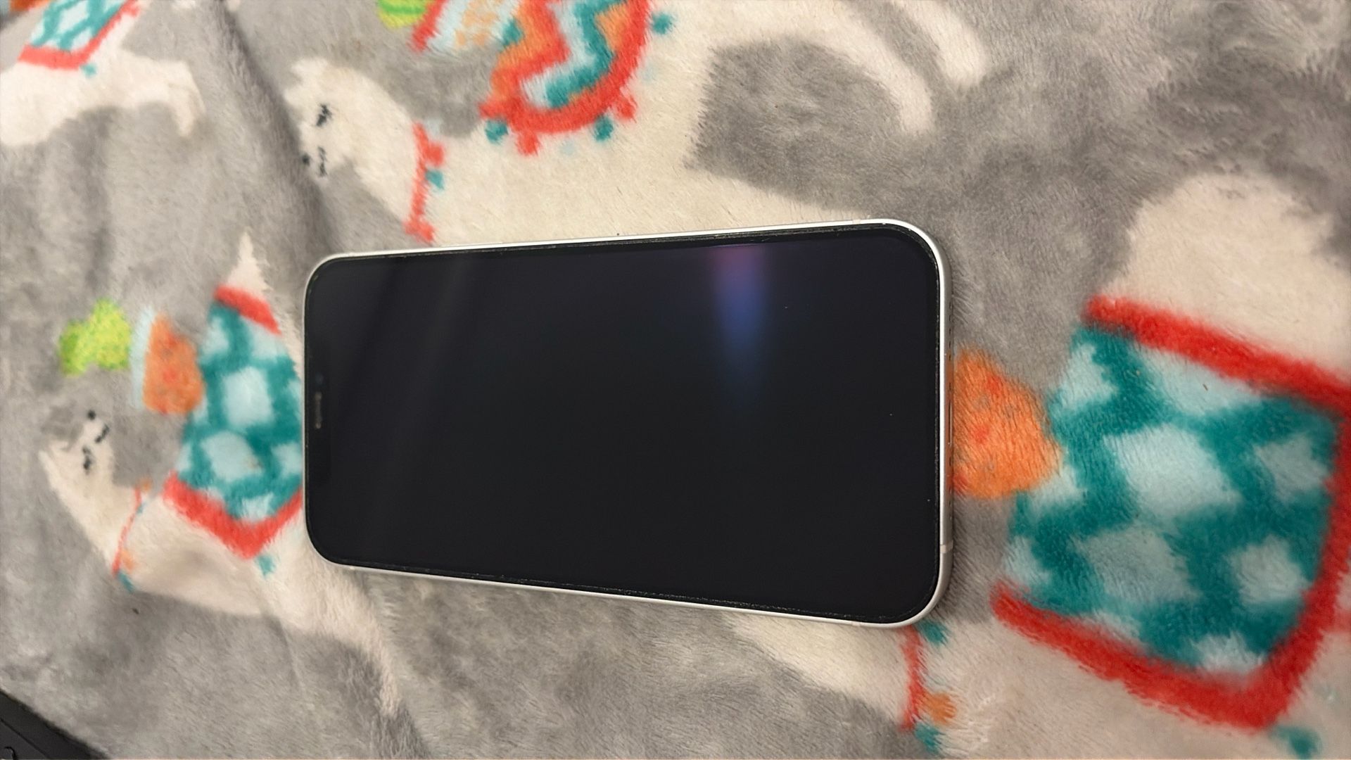 IPhone 12 - UNLOCKED