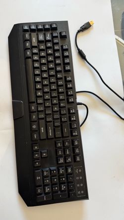 Black Wired Gaming Keyboard with Numpad
