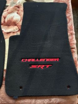 Challenger 2016-2023 floor mats