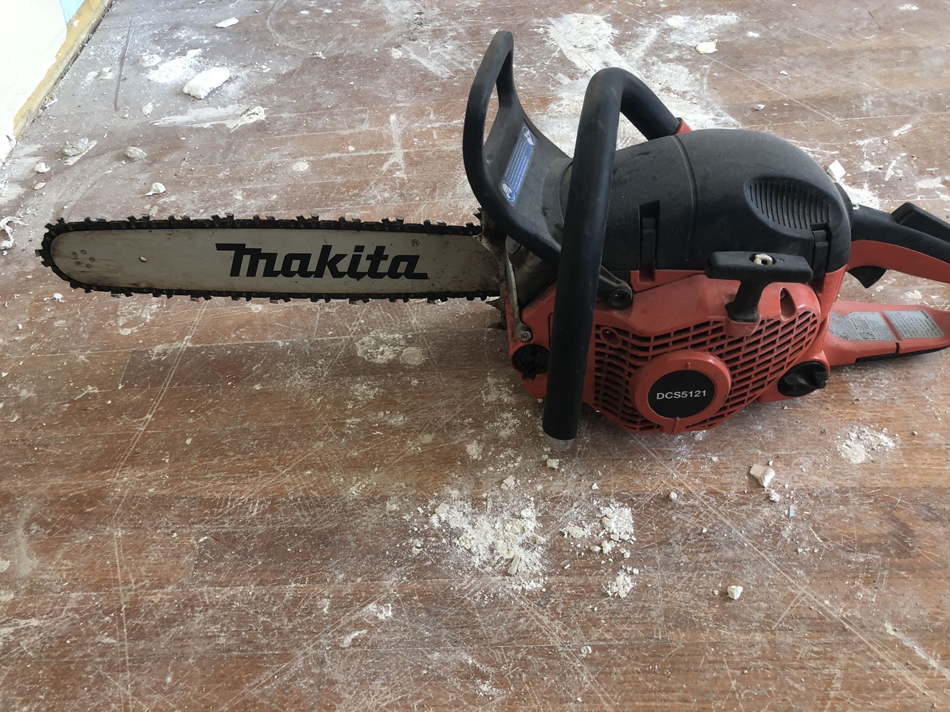 Makita chainsaw