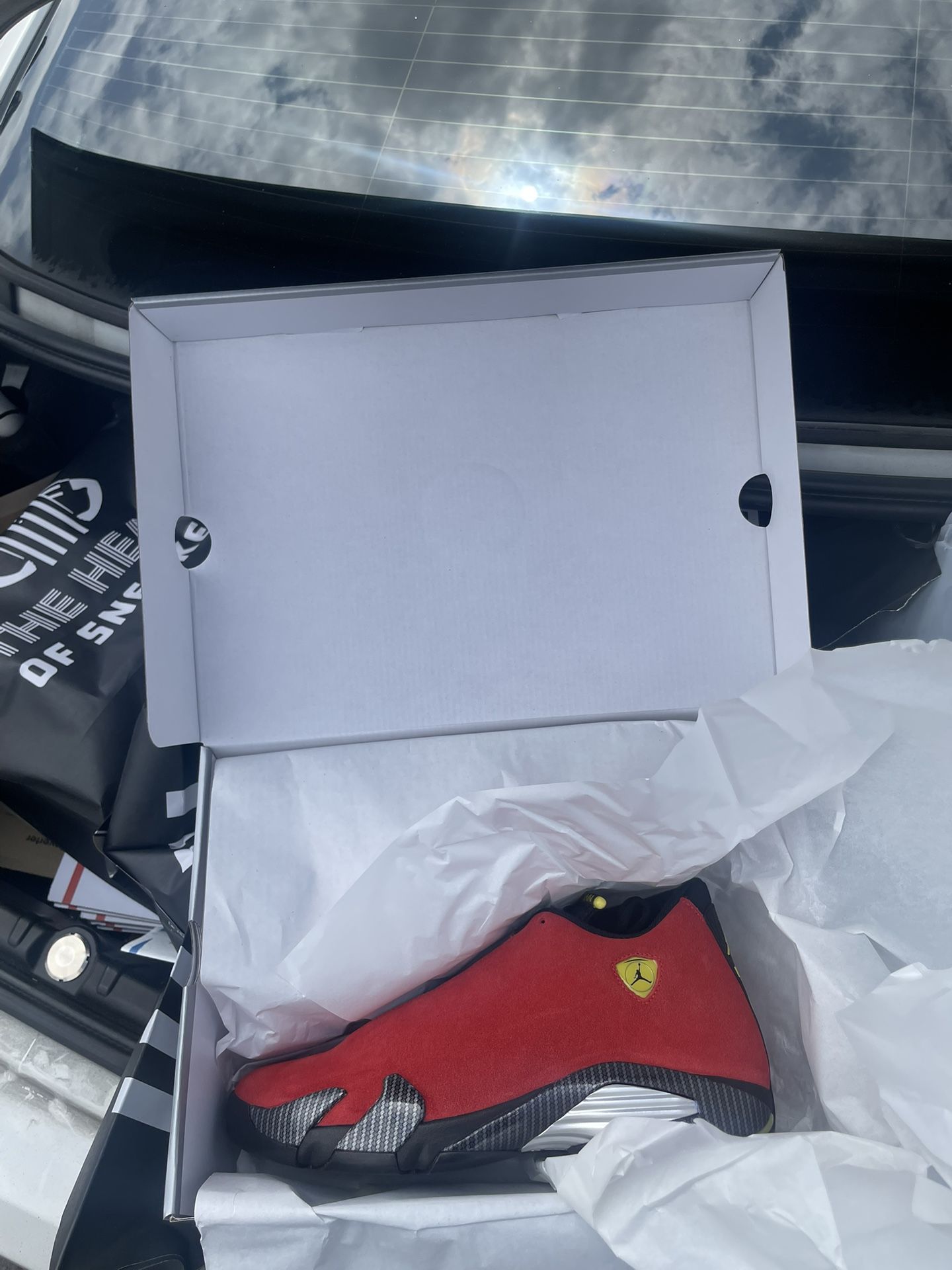 Jordan Ferrari 14 Sz 8-12 Available