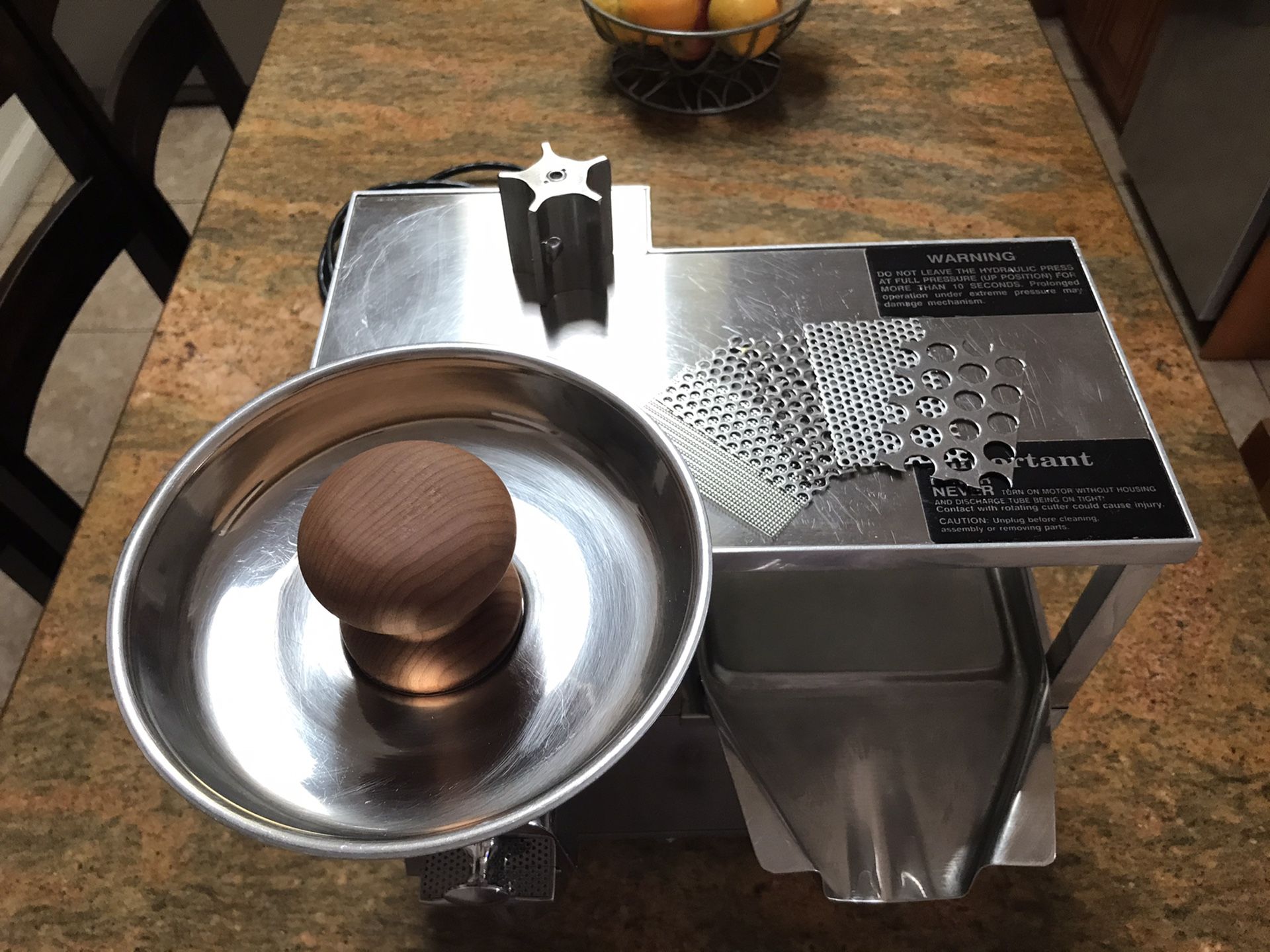 Norwalk Juicer Model 265S Hydraulic Cold Press Juicer for