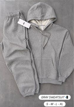 Alo Gray Zip-Up Hoodie and Jogger Set