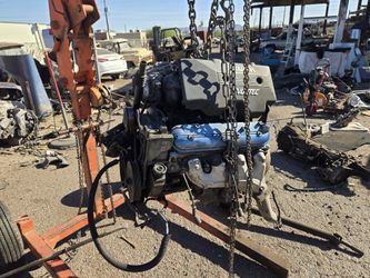 5.3 Vortec Engine 2000 Chevy Suburban 