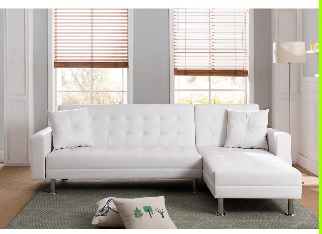 New White Sleeper Sectional Couch! Free Delivery🚚!