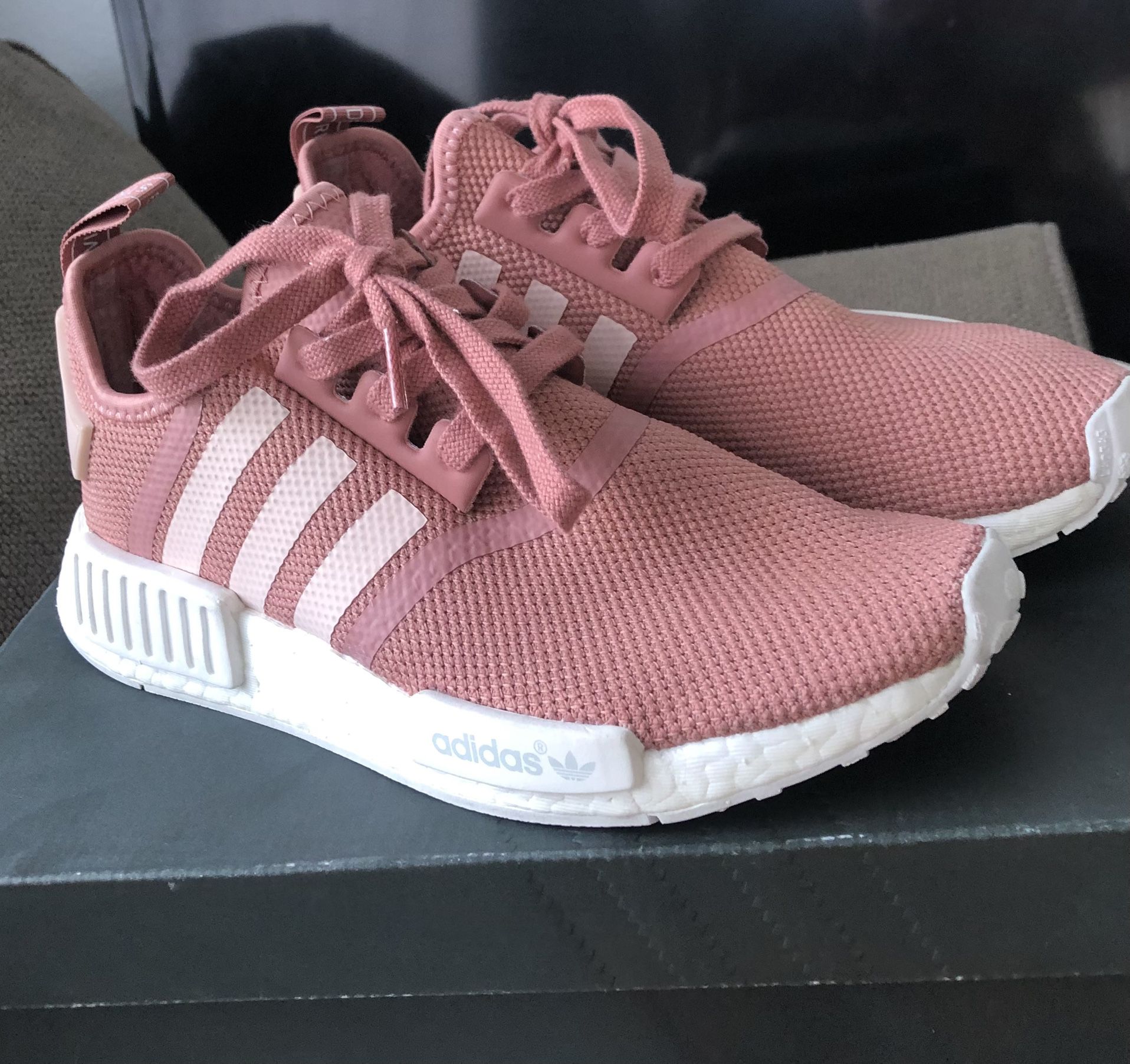 Skylight søsyge Anmelder Nmd Raw Pink -Rare for Sale in Las Vegas, NV - OfferUp