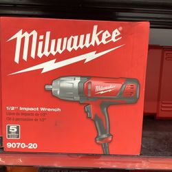 Milwaukee 1/2 Impact Wrench