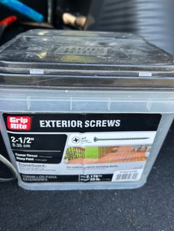 Grip-Rite PrimeGuard Ten #10 2-1/2 inch exterior wood screws