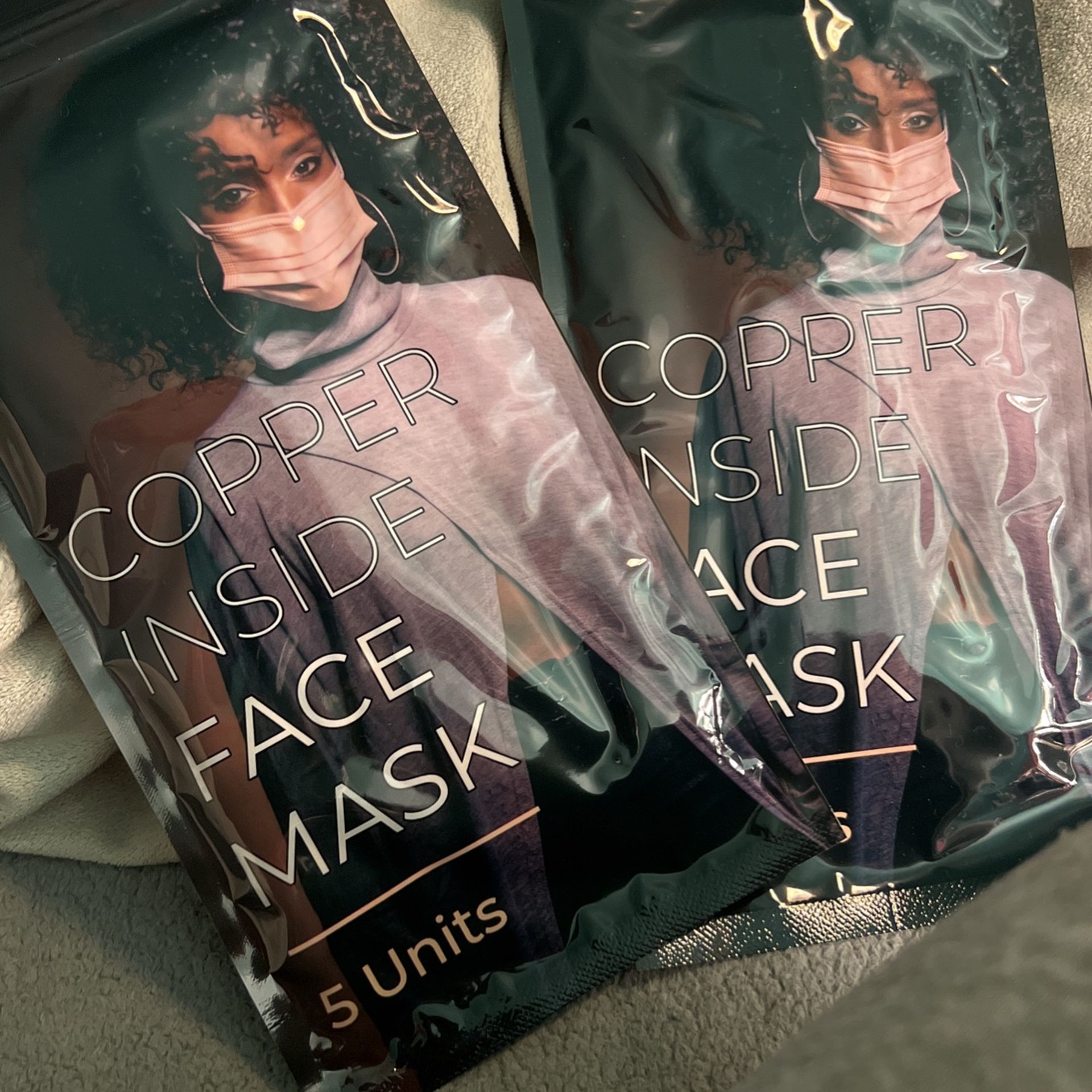 Face mask 