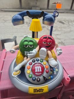 M&M Desk Telephone