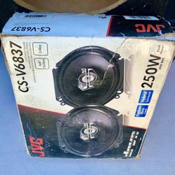 JVC 6X8 3way 250 Watts Maximum Power Car Audio Speakers New