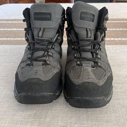 Sketchers Hiking Boots 
